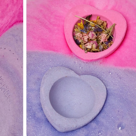 Lush flower bombshell bath bomb - Picture 3 of 5